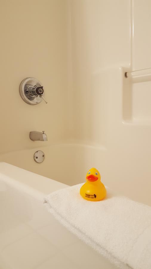 Country Inn Уолкер Экстерьер фото